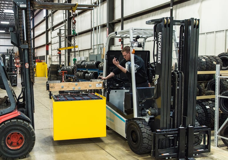 electric-battery-forklift-installation